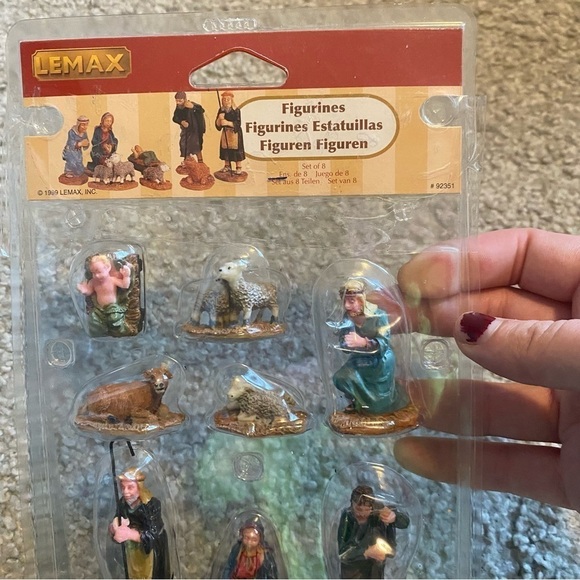 Lemax Nativity Figure Set NEW Jesus Mary Joseph Animals Christmas Village Decor - Picture 3 of 5